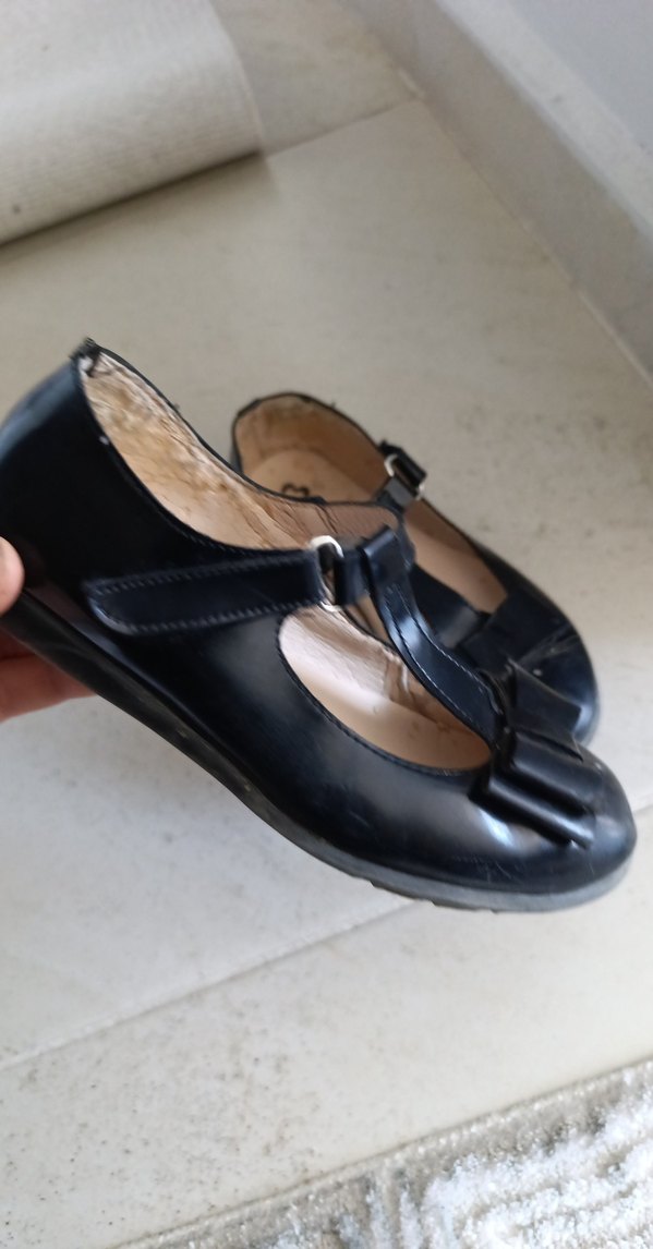 Kız Çocuk Siyah Tokalı Babet Ayakkabı - Görsel 2