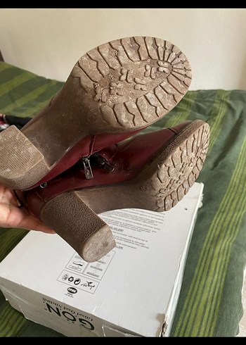 Bordo Deri Tokalı Kadın Topuklu Bot - Görsel 2