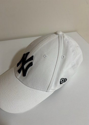 Beyaz NY Nakışlı Spor Şapka - Görsel 2