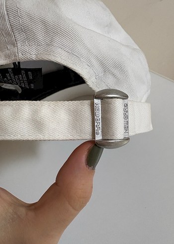 Beyaz NY Nakışlı Spor Şapka - Görsel 3