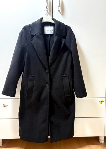 Siyah Düğmeli Kaban - Görsel 3