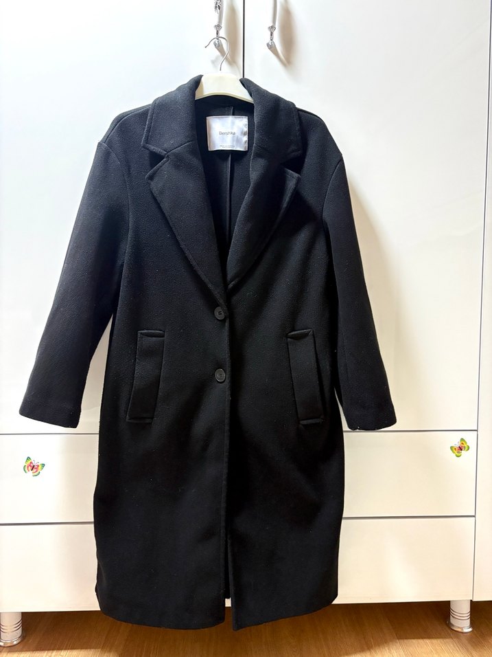 Siyah Düğmeli Kaban - Görsel 3