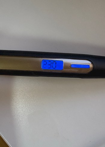 Bej ve koyu renk Remington saç düzleştirici - Görsel 3