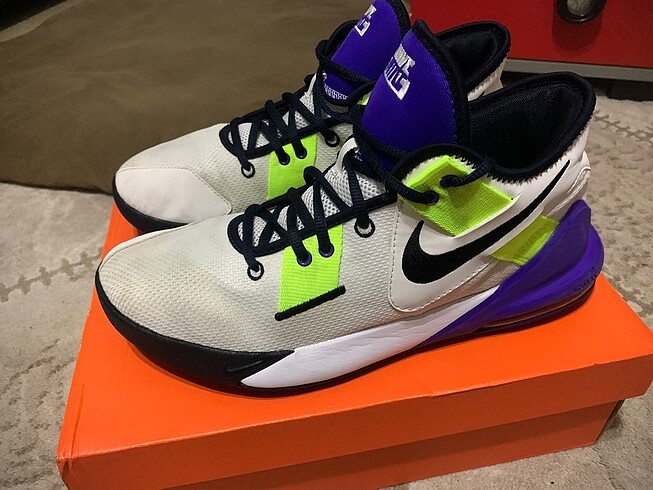 44 Beden beyaz Renk Nike airmax ımpact 2