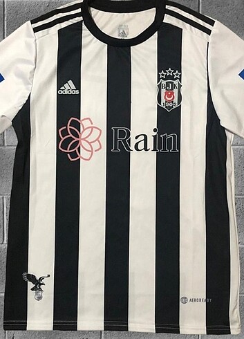 Beşiktaş yeni sezon forması