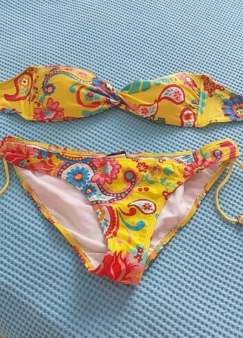 40 Beden Billabong hic giyilmemis bikini