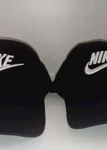 Nike Siyah Beyaz Logo Sapka