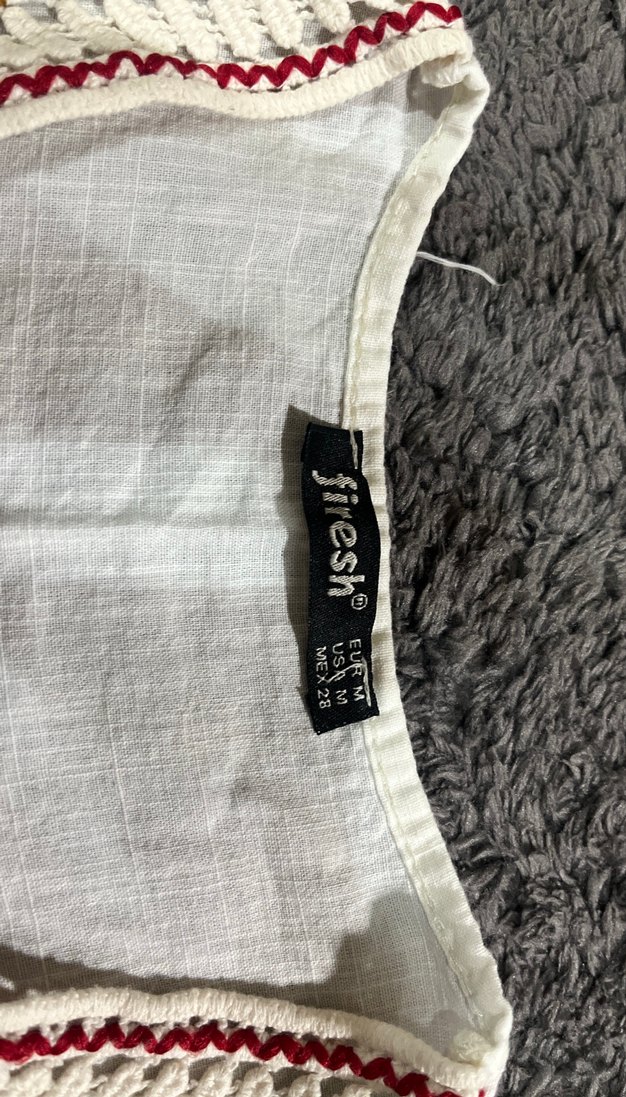 Nakışlı ve Boncuk Detaylı Bohem Kolsuz Bluz - Görsel 5