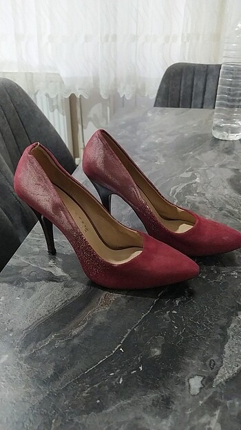 Diğer Stiletto 