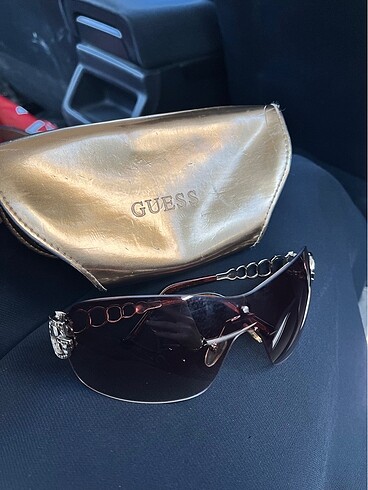 GUESS Güneş Gözlüğü