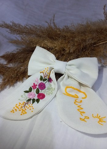 Nakışlı Beyaz Fiyonklu Çocuk Saç Aksesuarı - Görsel 2