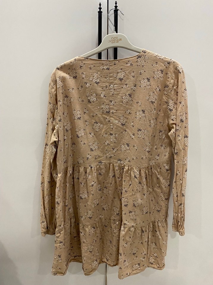 Bej Uzun Kollu Fırfırlı Kadın Tunik - Görsel 2