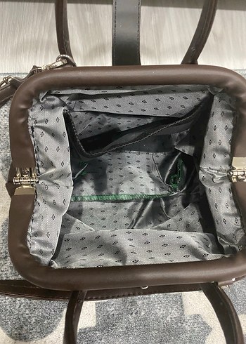 Kahverengi Süet Tokalı Kadın Çanta - Görsel 3