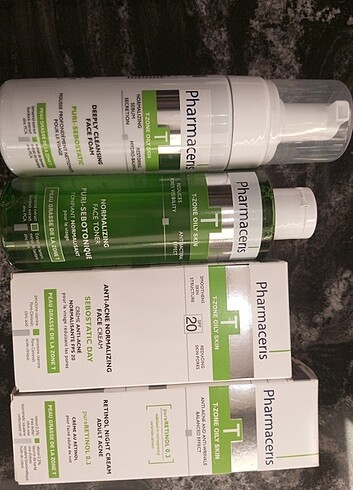 Pharmaceris T-Zone Oily Skin yağlı ve karma ciltler serisi