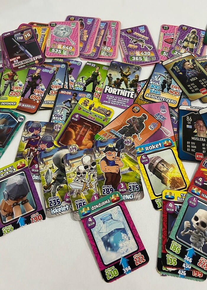 Koleksiyonluk karışık kartlar pubg fortnite süper lig clash of c - Görsel 4