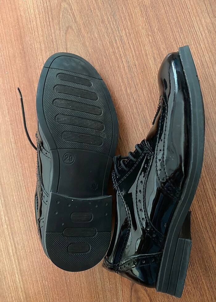 ERKEK ÇOCUK PARLAK AYAKKABI - Görsel 3