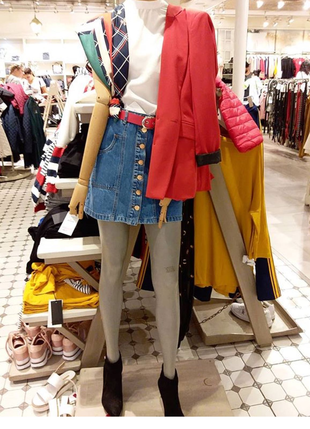 Stradivarius etek
