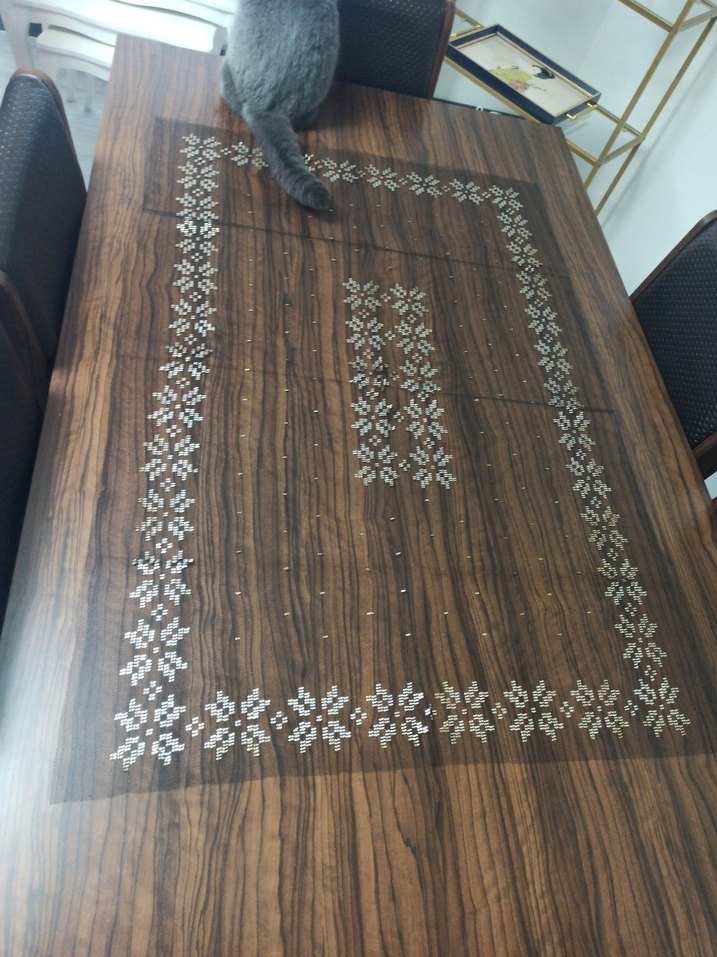 Tel kırma İşlemeli Masa Örtüsü - Görsel 3