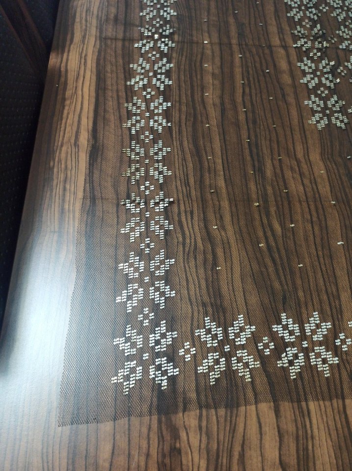 Tel kırma İşlemeli Masa Örtüsü - Görsel 2