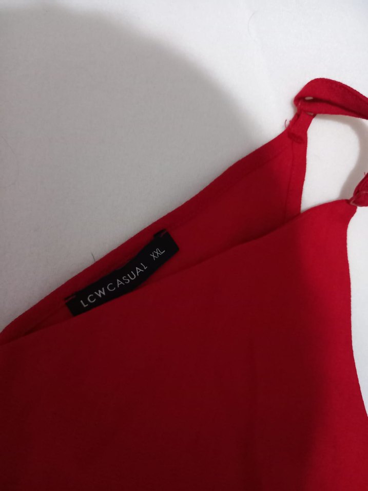 Kırmızı V Yaka Kolsuz Midi Kadın Atlet - Görsel 4