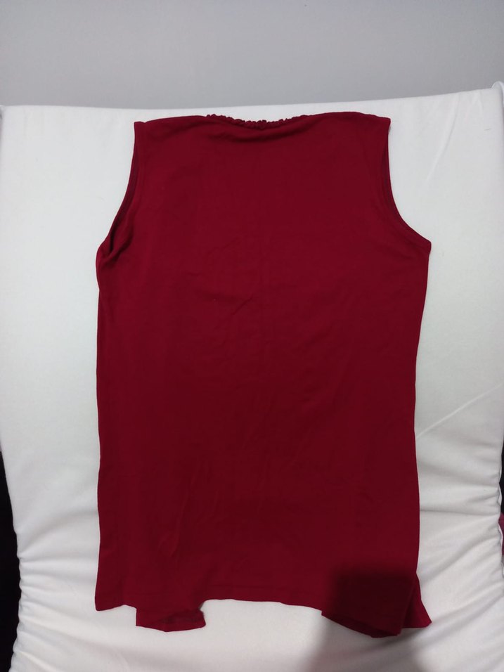 Kırmızı V Yaka Kolsuz Kadın Yelek - Görsel 2