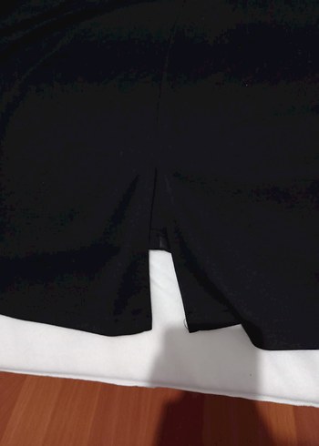 Siyah Midi Uzunlukta Dirsek Kol Kadın Elbise - Görsel 4