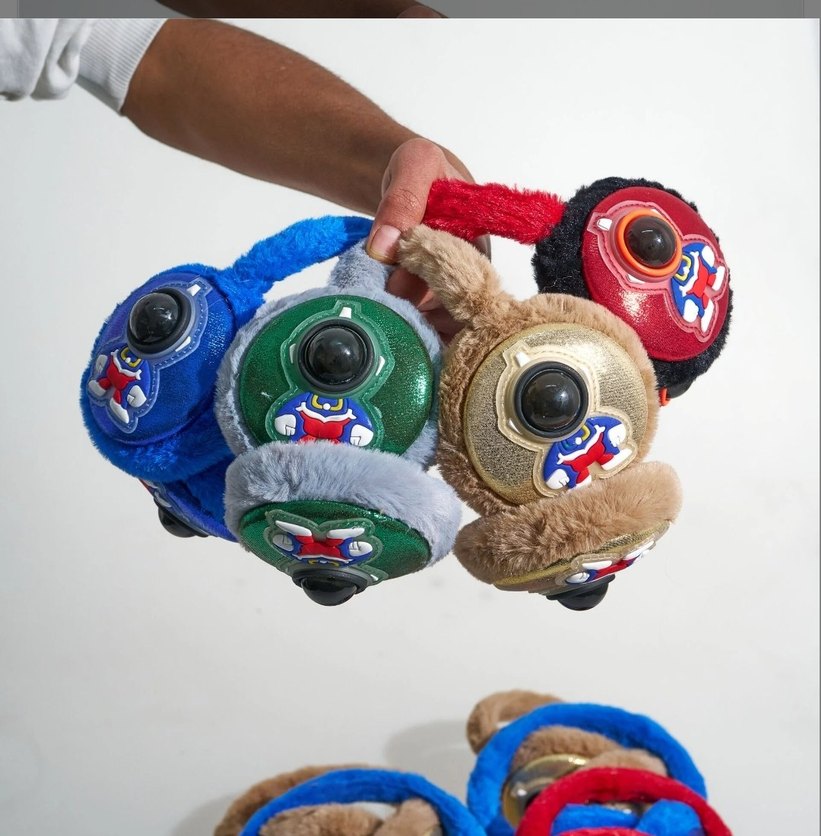 Renkli Peluş Kulaklıklar - Görsel 2