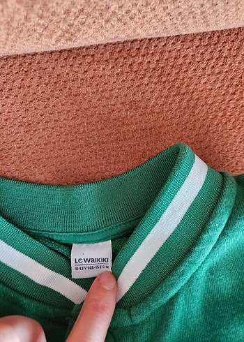 Erkek Çocuk Yeşil Düğmeli Sweatshirt - Görsel 2