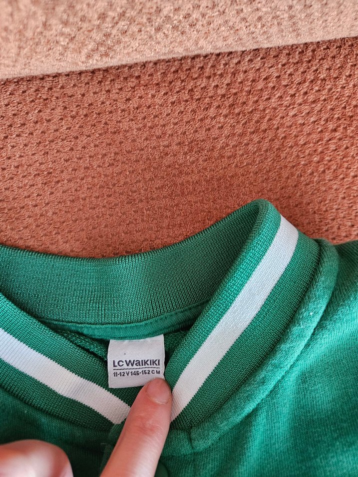 Erkek Çocuk Yeşil Düğmeli Sweatshirt - Görsel 2