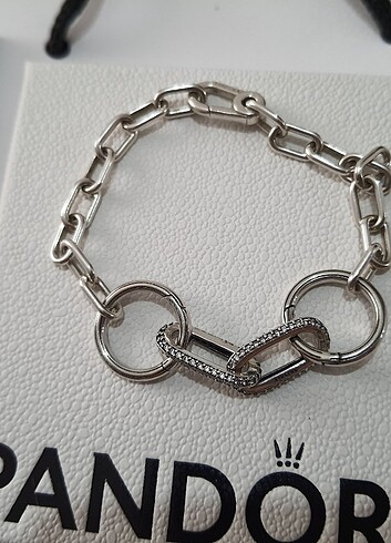 Beden Pandora Me Charm