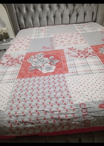 Gri Çiçek Desenli Yatak Örtüsü - Görsel 5