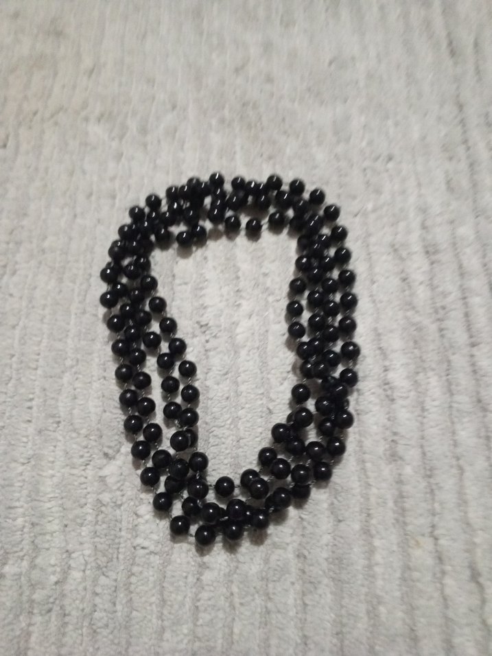 Uzun Siyah Boncuklu Gotik Kadın Kolye - Görsel 4