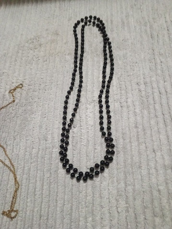 Uzun Siyah Boncuklu Gotik Kadın Kolye - Görsel 2