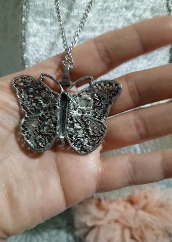 Renkli Taşlı Uzun Kelebek Kolye - Görsel 3