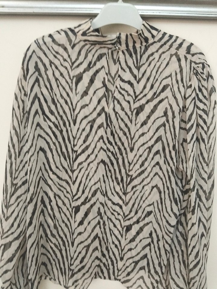 ŞİRİN BLUZ 42-44 BEDEN - Görsel 3