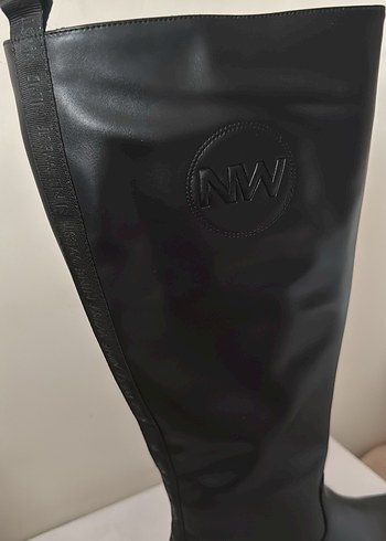 Siyah Kadın Diz Boyu Lastik Botlar - Görsel 2