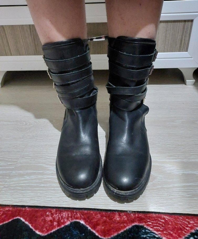 ZARA Tokalı Siyah Deri Gotik Kadın Bot - Görsel 5