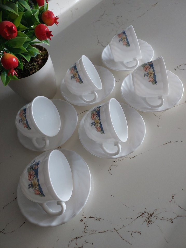 ARCOPAL FRANCE Çiçek Desenli Beyaz 6'lı Fincan Takımı - Görsel 2