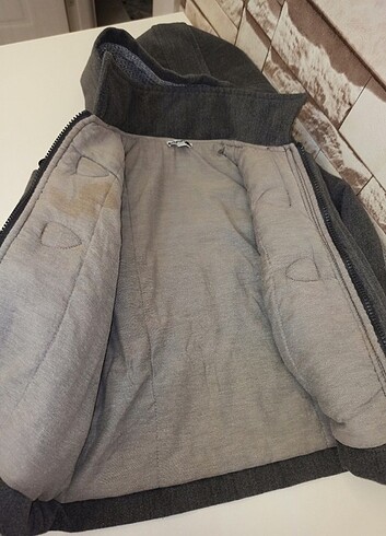 3 yaş çocuk kaban şık duruyor  - Görsel 5