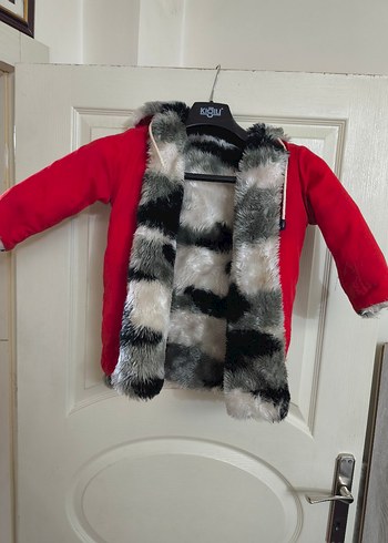 Kürk Detaylı Kırmızı Erkek Çocuk Kaban - Görsel 3