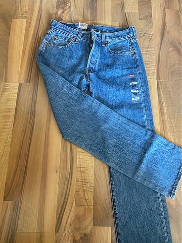 s Beden Orijinal Levis 501 Straight Leg