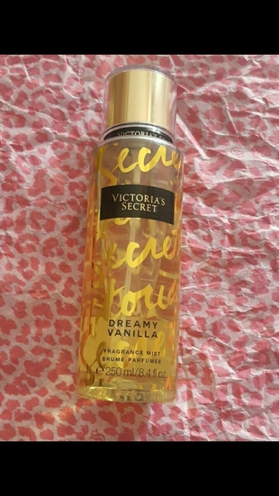 victorias secret dreamy vanilla