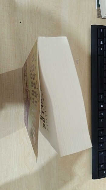 Beden Renk Hasbahçede Sonbahar Zekeriya Yıldız Roman kitap