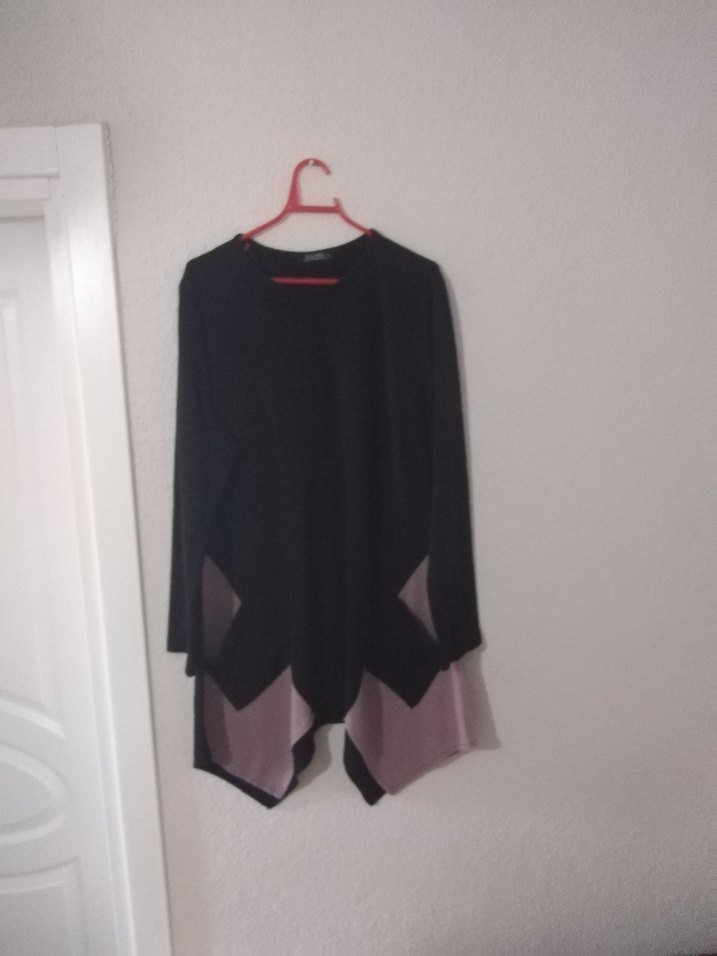 Drapeli Siyah Triko Kadın Tunik - Görsel 3