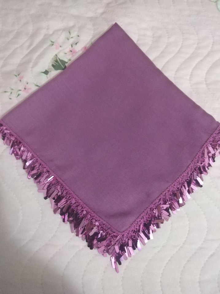 Renkli Kadın oyalı pullu yazma - Görsel 4