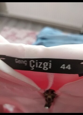 44 Beden ten rengi Renk 44 beden pudra pembesi tunik çok şık