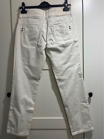 LTB 26 beden beyaz pantolon