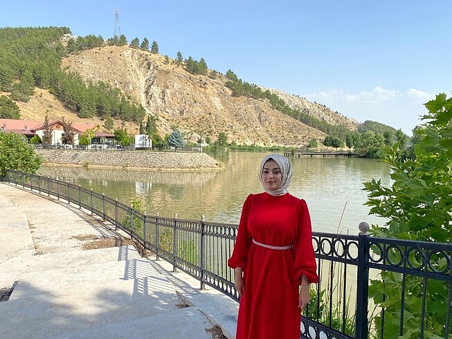 Diğer Kımızı abiye