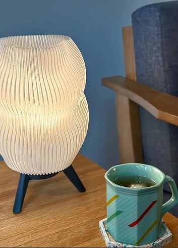 Beden beyaz Renk Modern tasarım masa ve gece lambası model swirl