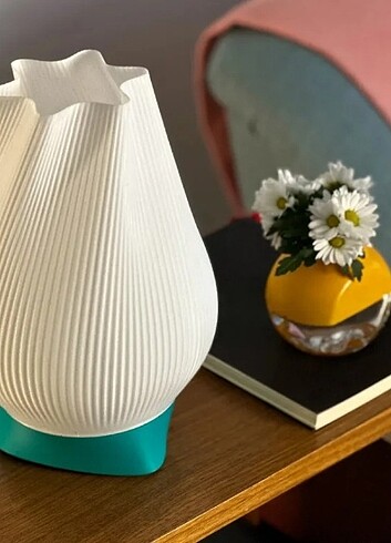 Diğer Modern tasarım masa ve gece lambası model tulip